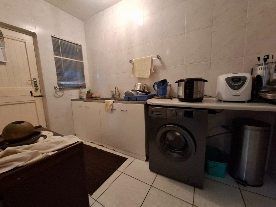 4 Bedroom Property for Sale in Wavecrest Eastern Cape